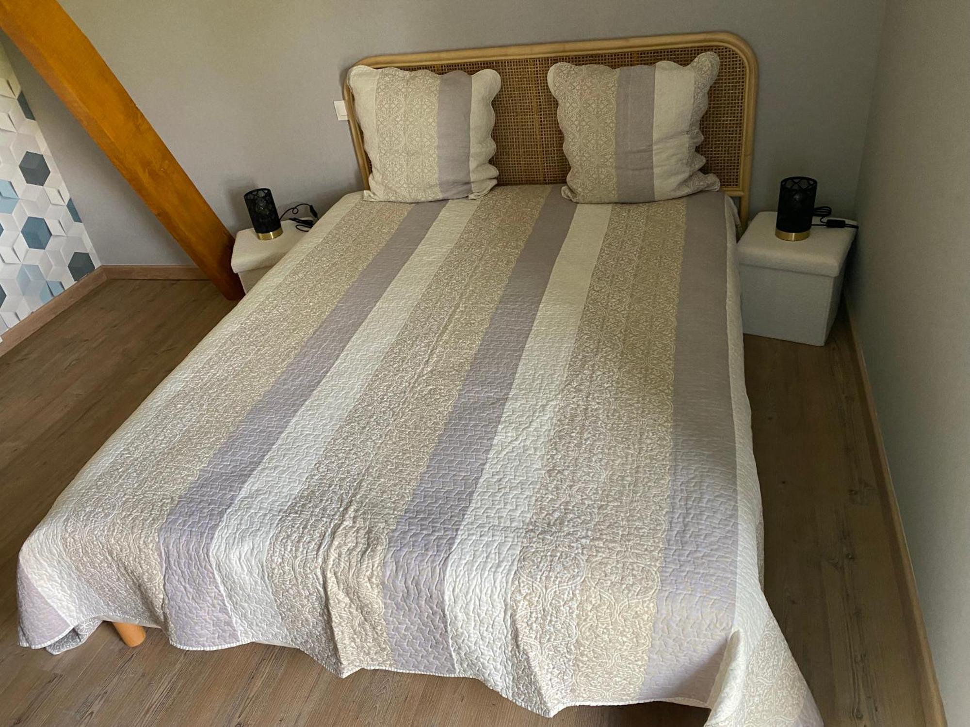 Le Petitepinay Bed & Breakfast Moitron-sur-Sarthe Ngoại thất bức ảnh